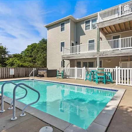 1305 Sea Biscuit 4 Min Walk To Beach
